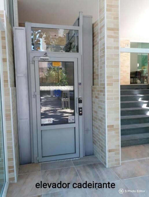 Apartamento no 12 andar na praia de Ponta Verde em Maceió - AL