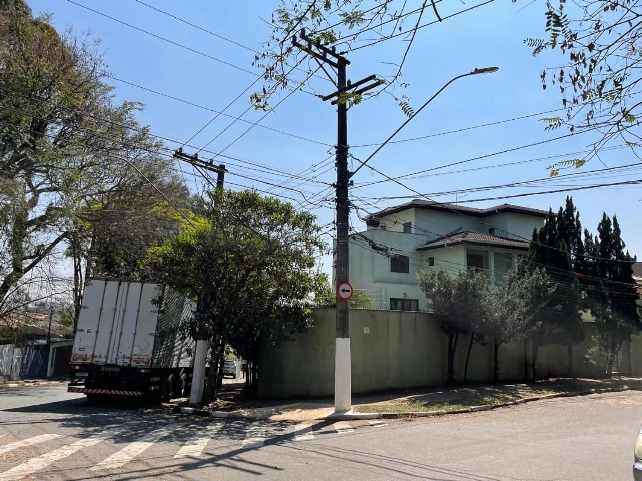 Mansão Adalgisa Suíte com Ar Próximo Cidade de Deus Jaguaré e Butantã