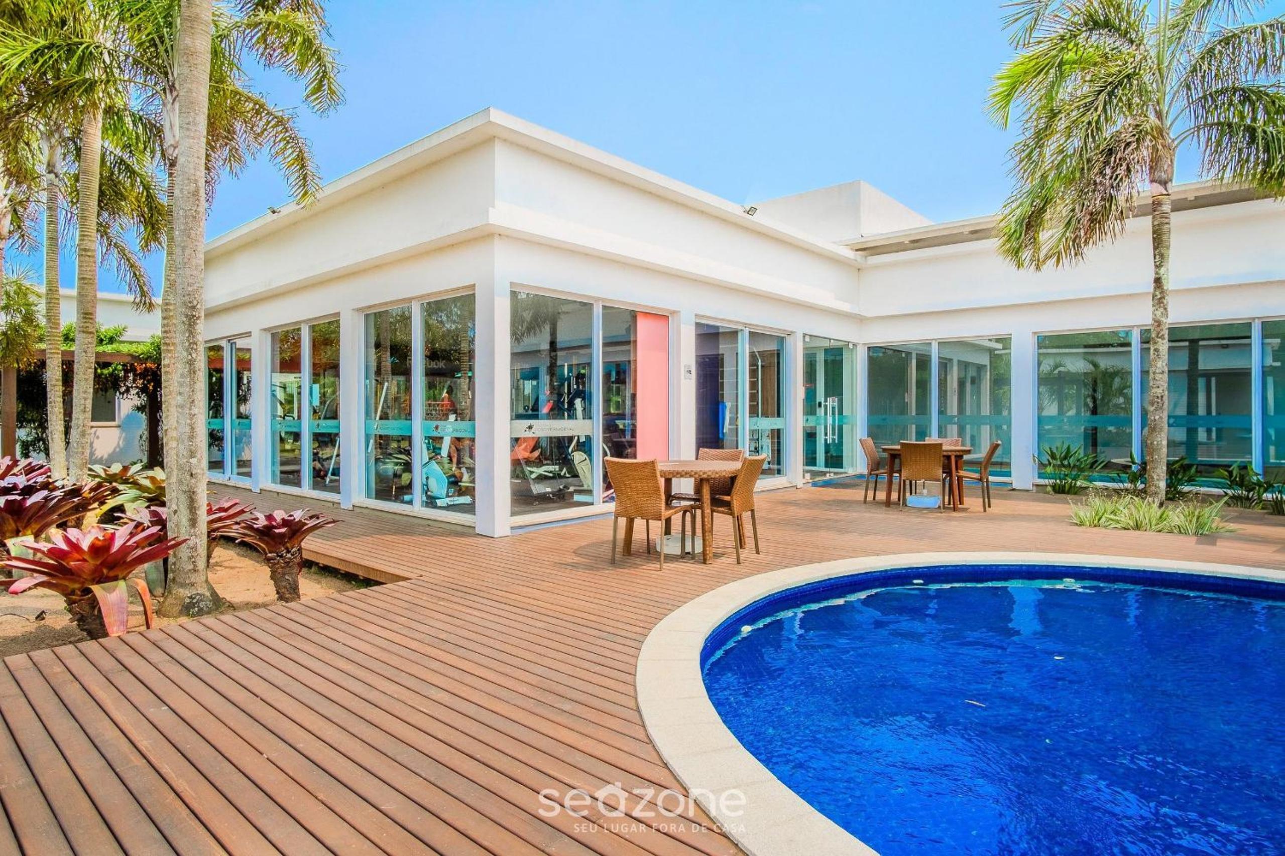 Modern house with pool next to Surfland ROI00