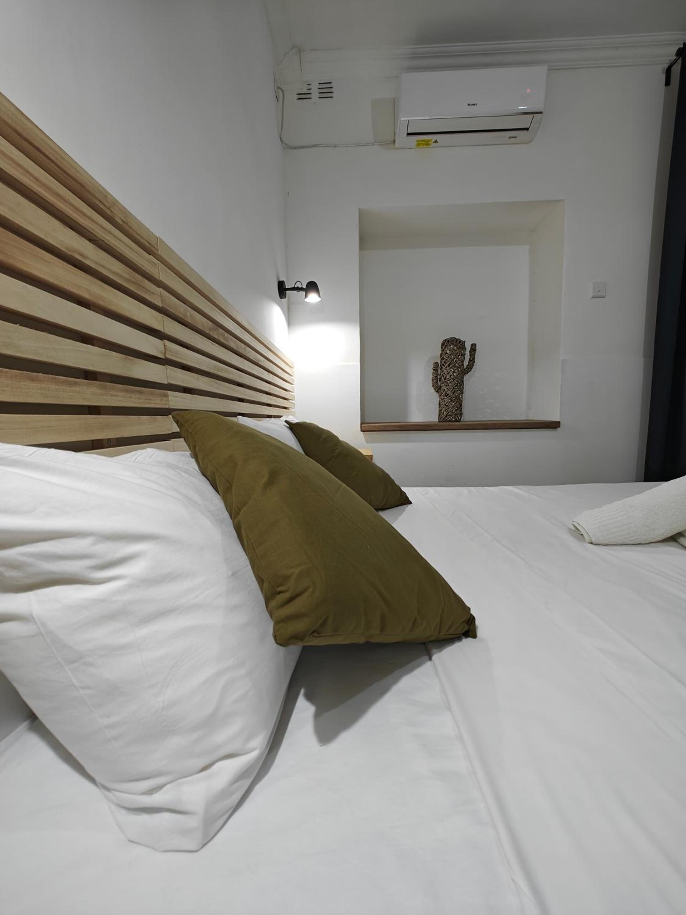 Cosy room 4 view 2