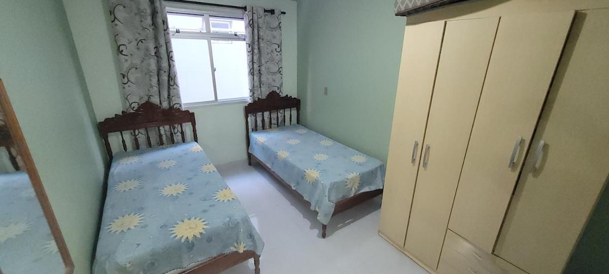 Apartamento a 250mts Da Praia, 6 hospedes, Wi-Fi, 1 vaga garagem