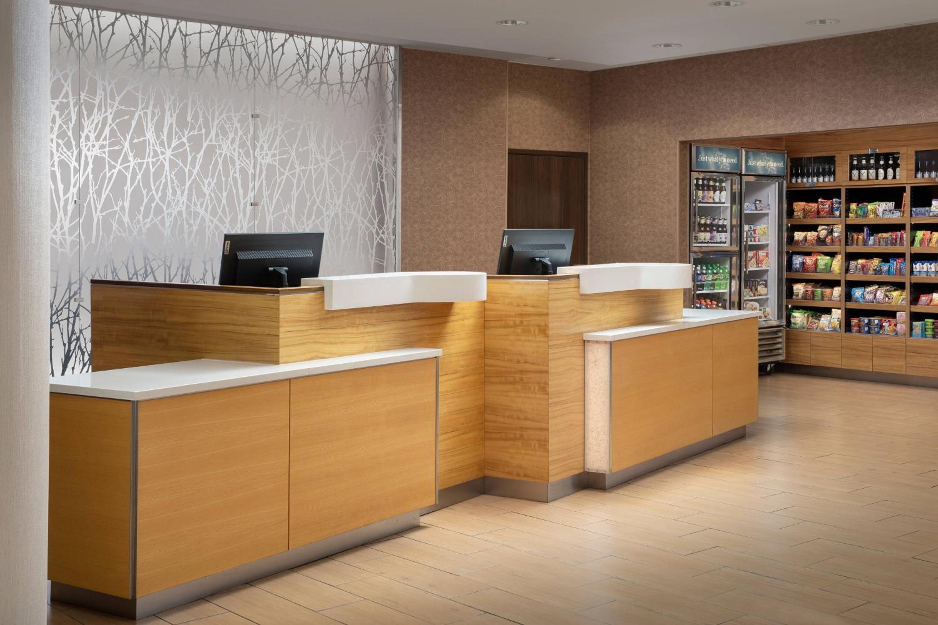 Fairfield Inn Suites Baltimore BWI Airport - Property Image 2
