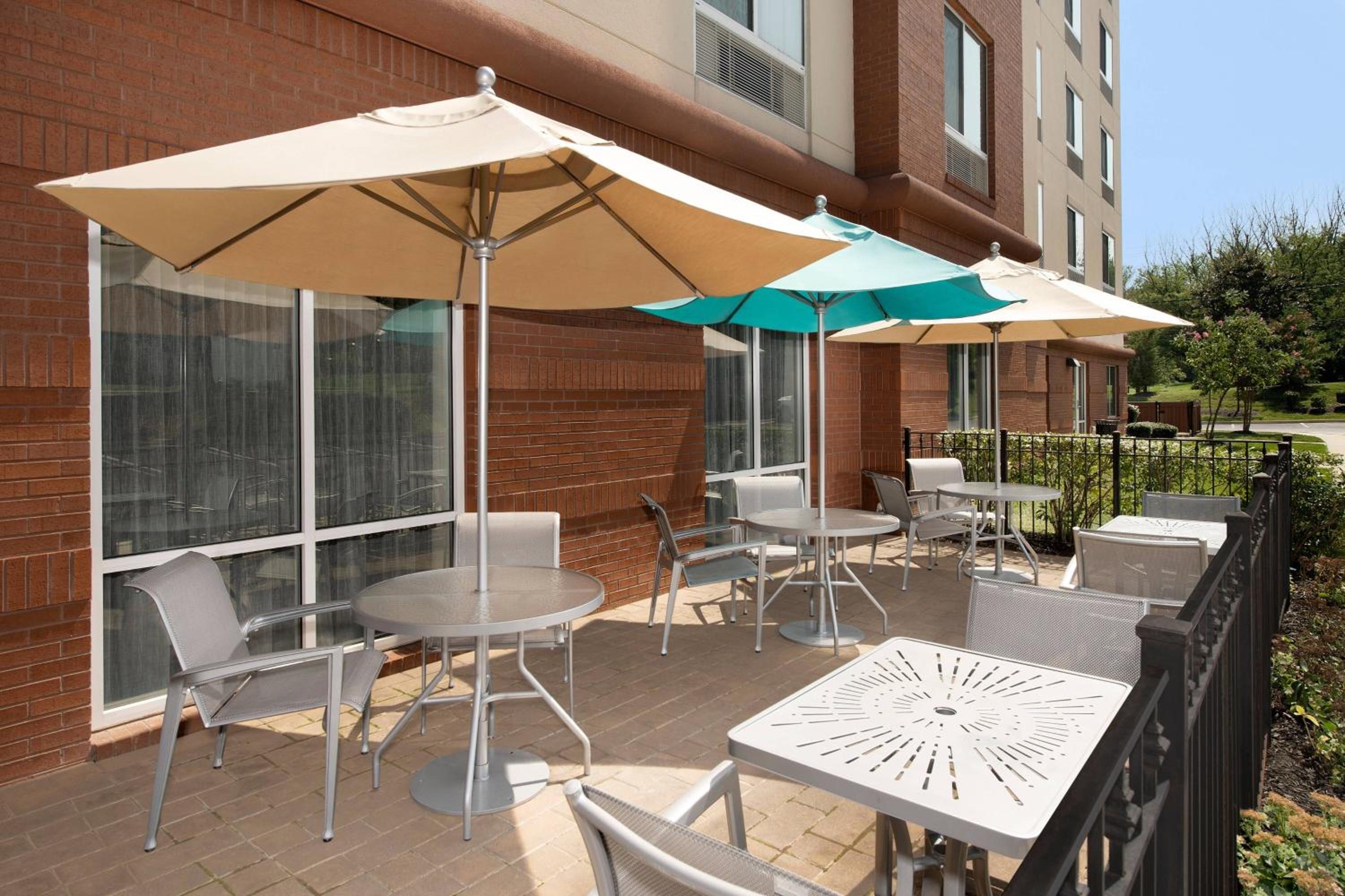 Fairfield Inn Suites Baltimore BWI Airport - Property Image 4