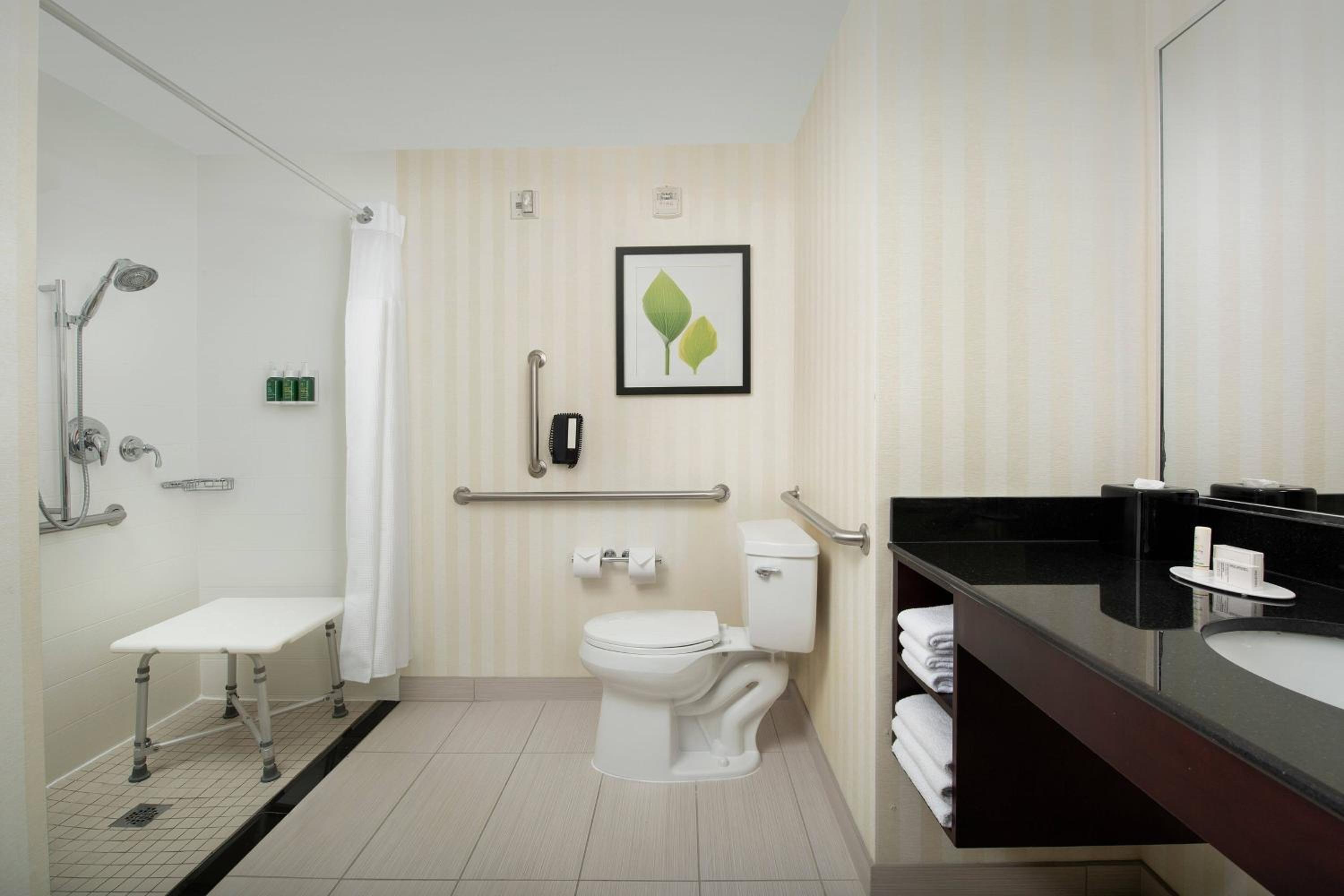 Fairfield Inn Suites Baltimore BWI Airport - Property Image 14