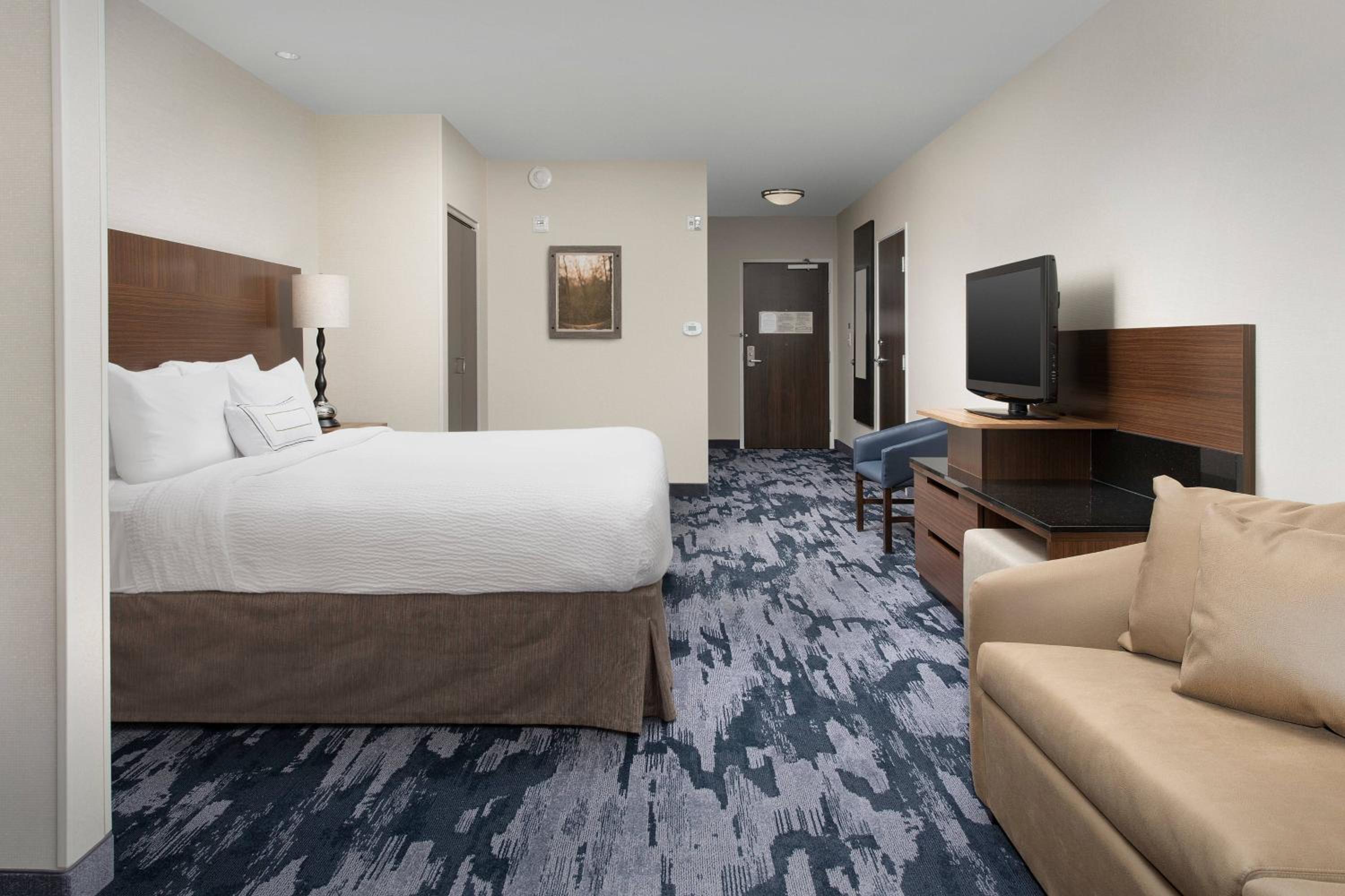 Fairfield Inn Suites Baltimore BWI Airport - Property Image 20