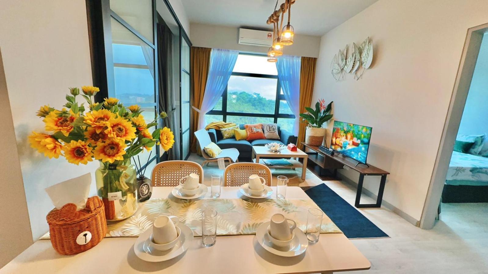 #7 Family-Friendly ForestView Suite Near City Pickleball-Mango House7 view 3