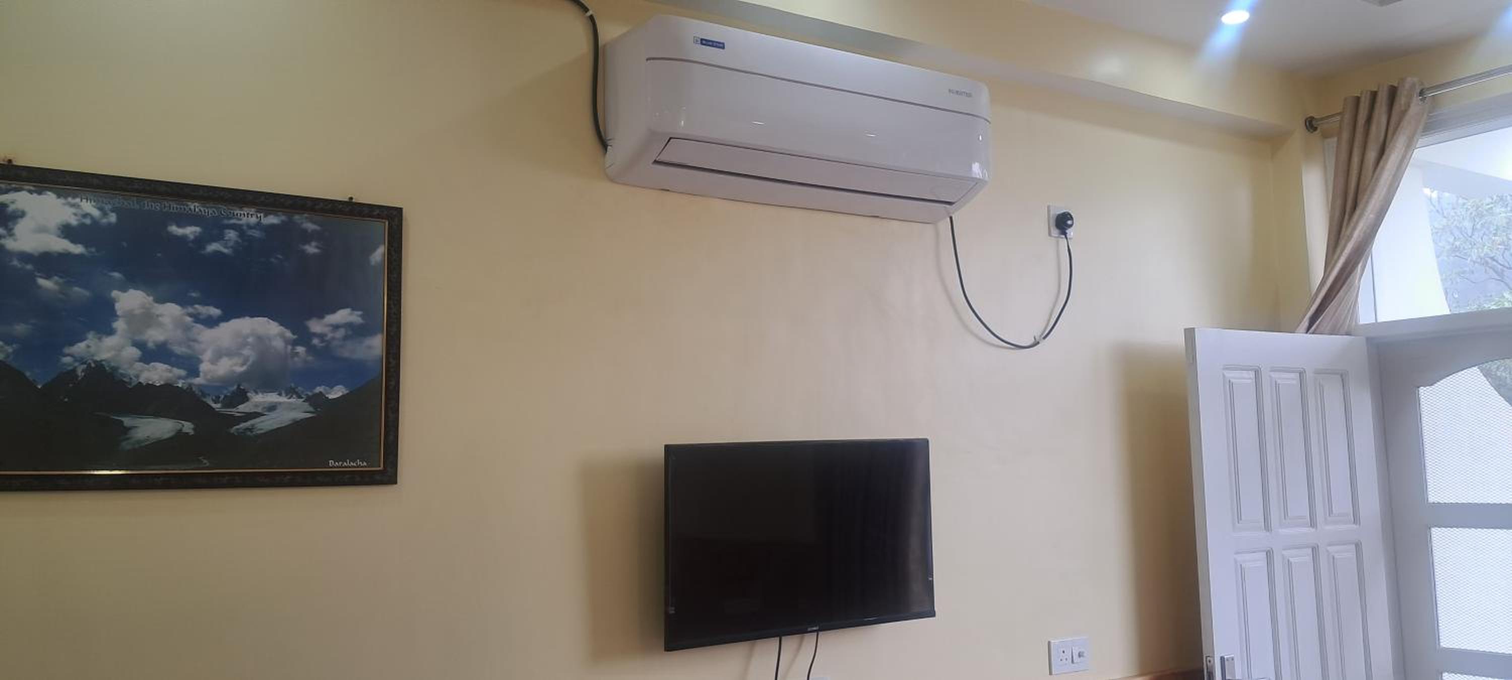 PC Kunj Homestay and restaurant kasauli Hills Village Gandhol-Kanda Tehsil Kasauli District Solan view 4