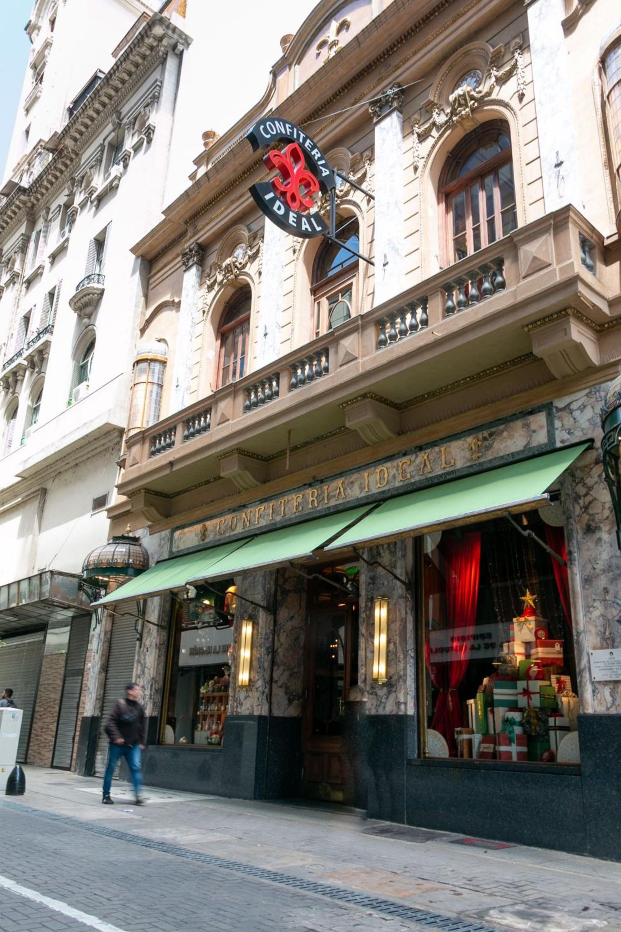 En el Centro: teatros y puerto madero
