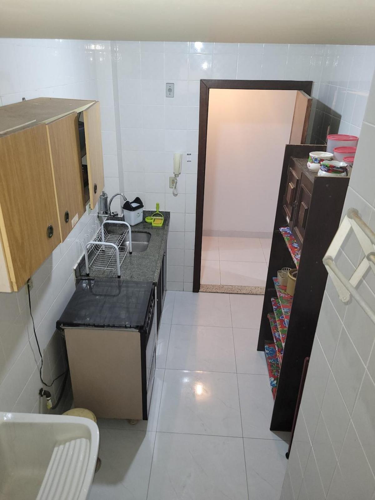 Apartamento a 250mts Da Praia, 6 hospedes, Wi-Fi, 1 vaga garagem