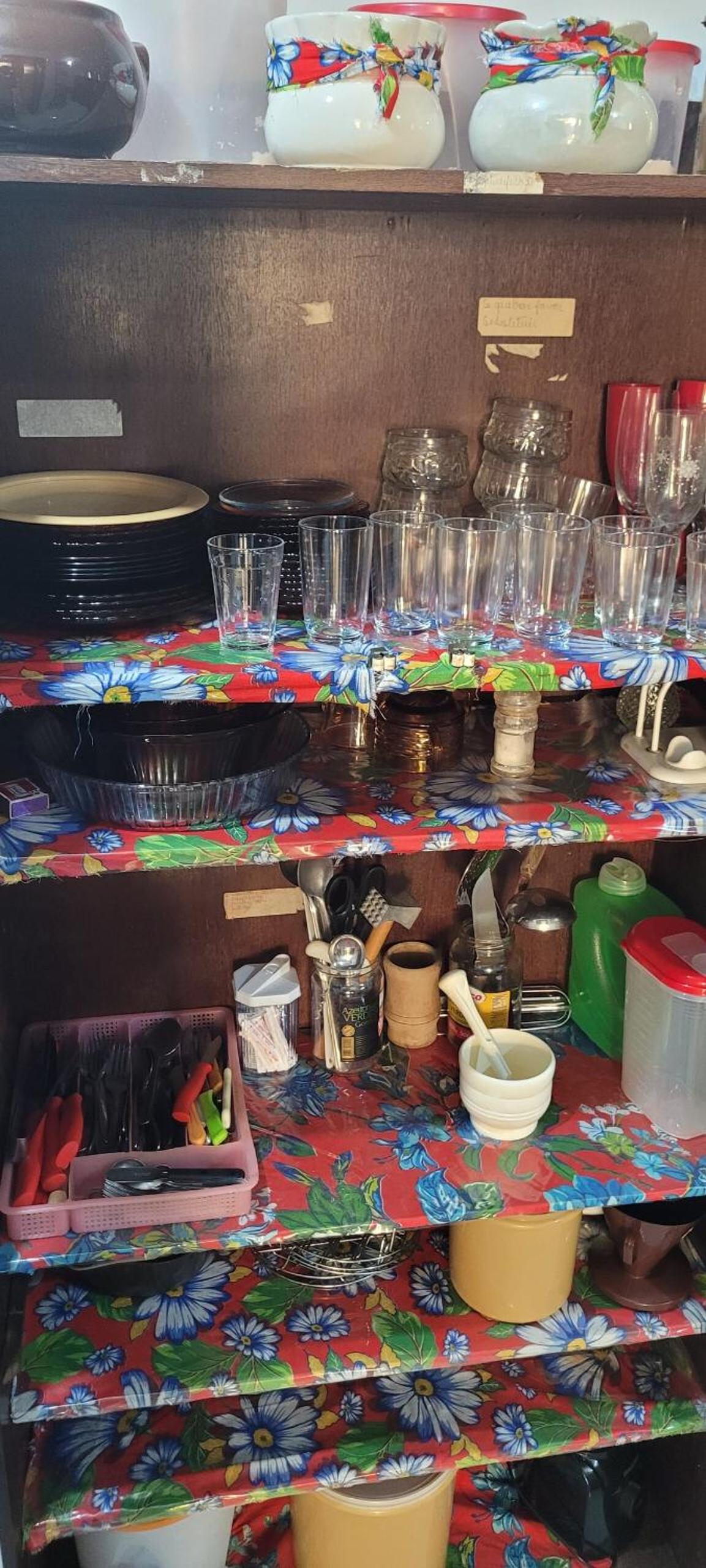 Apartamento a 250mts Da Praia, 6 hospedes, Wi-Fi, 1 vaga garagem