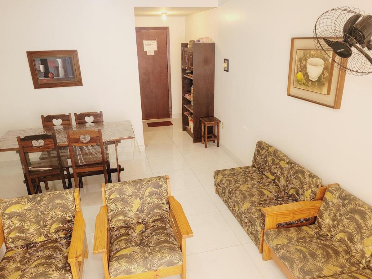 Apartamento a 250mts Da Praia, 6 hospedes, Wi-Fi, 1 vaga garagem