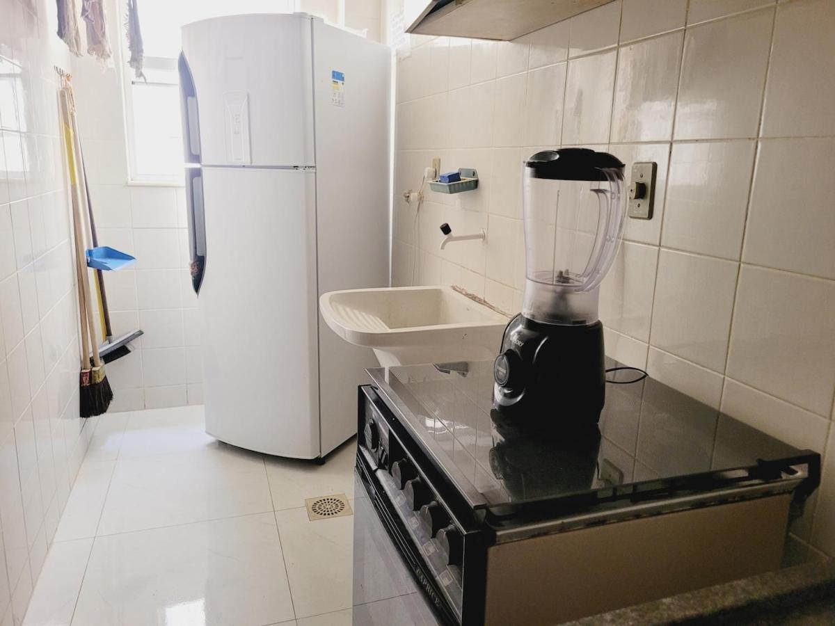 Apartamento a 250mts Da Praia, 6 hospedes, Wi-Fi, 1 vaga garagem