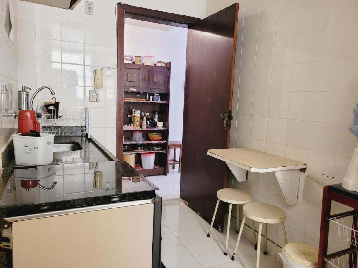 Apartamento a 250mts Da Praia, 6 hospedes, Wi-Fi, 1 vaga garagem