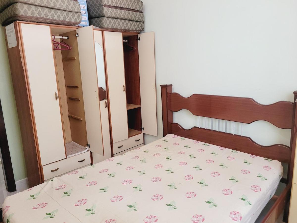 Apartamento a 250mts Da Praia, 6 hospedes, Wi-Fi, 1 vaga garagem