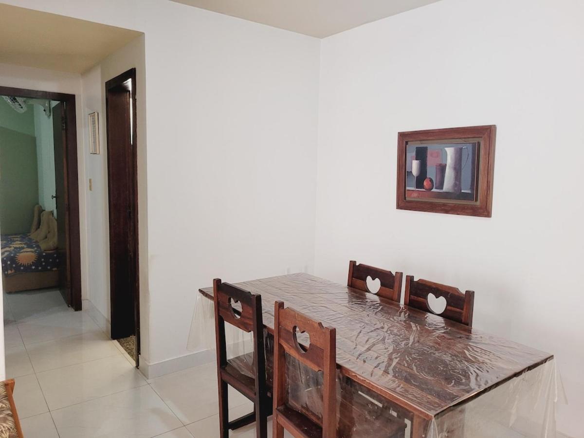 Apartamento a 250mts Da Praia, 6 hospedes, Wi-Fi, 1 vaga garagem
