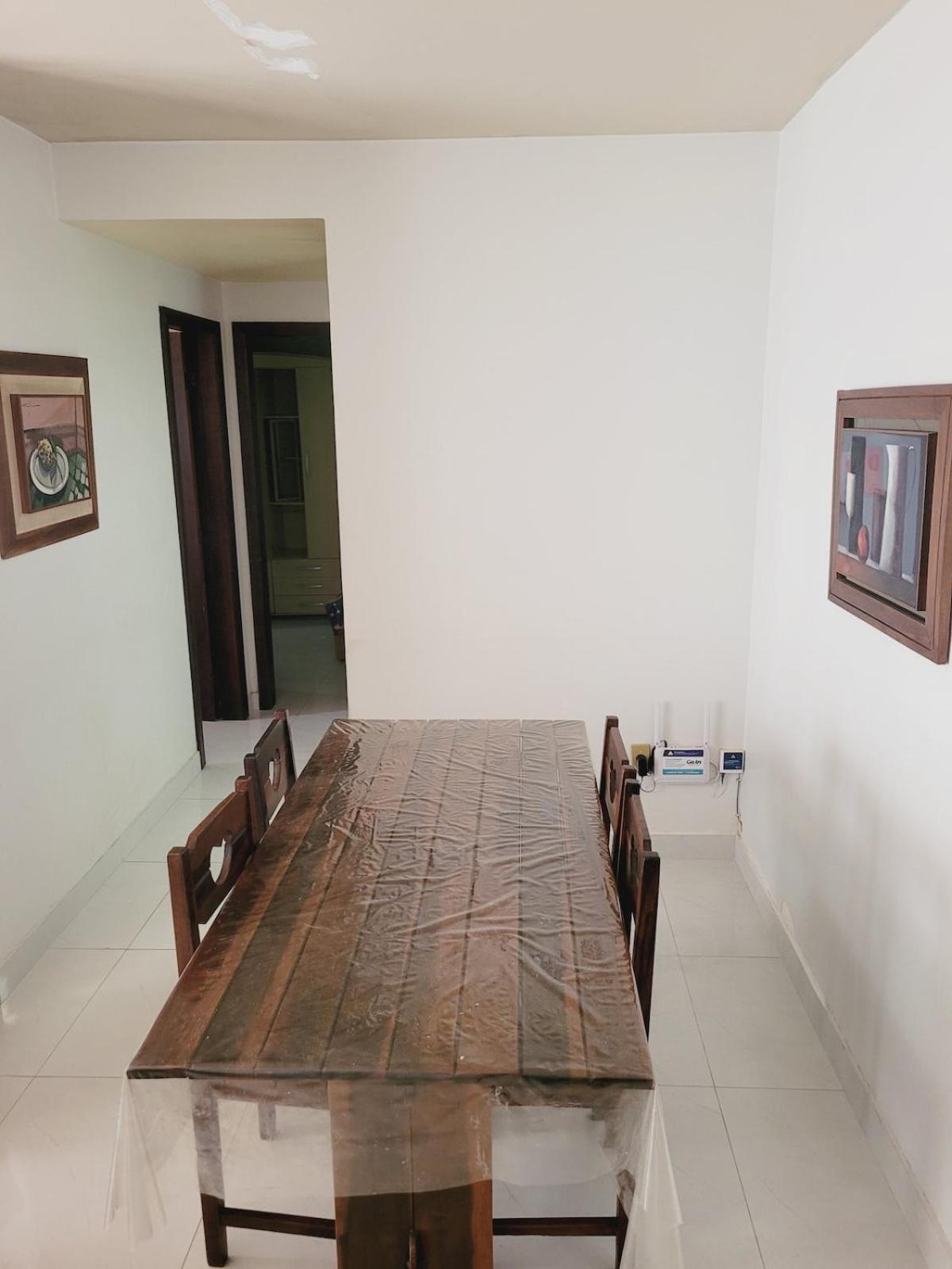 Apartamento a 250mts Da Praia, 6 hospedes, Wi-Fi, 1 vaga garagem