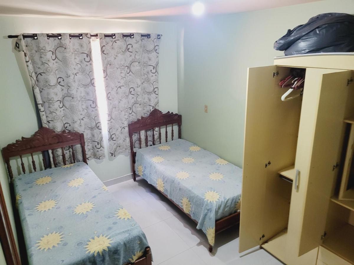 Apartamento a 250mts Da Praia, 6 hospedes, Wi-Fi, 1 vaga garagem