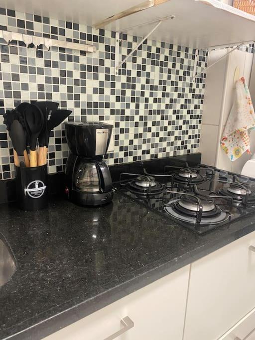 Barra Home Stay - Apto completo com estacionamento