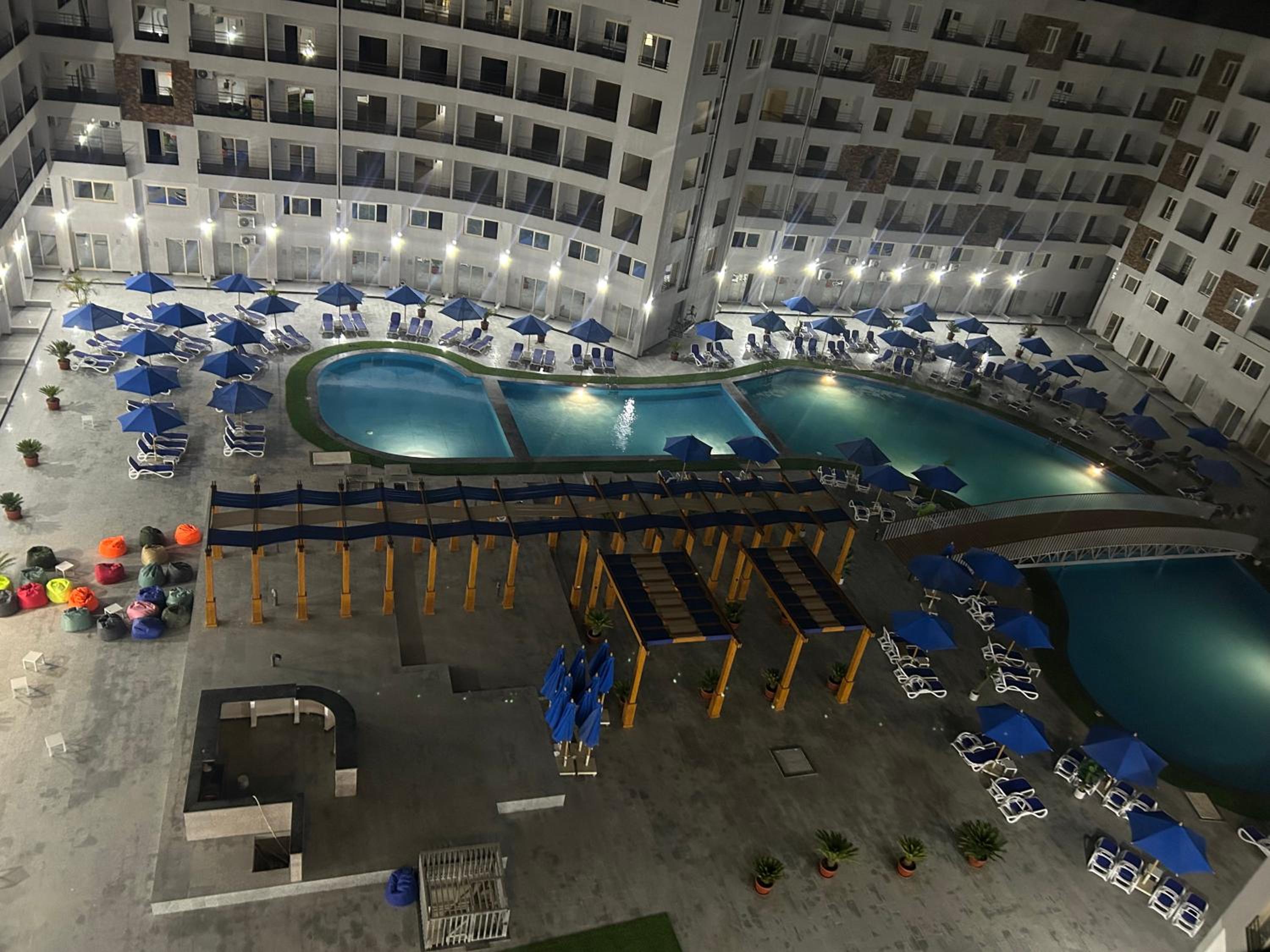 Tiba gollden resort