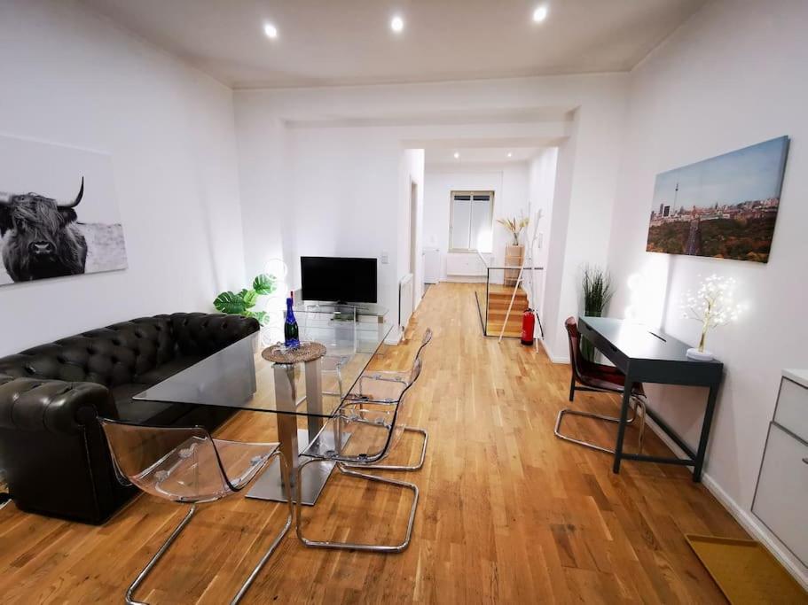 INVAL by ROCKCHAIR Apartments l SUPERHOST Status l 2 Bedrooms Boxspringbeds 2 Bathrooms in City Center 