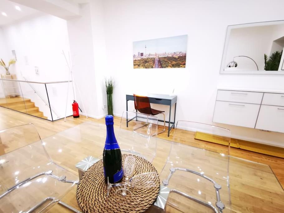 INVAL by ROCKCHAIR Apartments l SUPERHOST Status l 2 Bedrooms Boxspringbeds 2 Bathrooms in City Center 