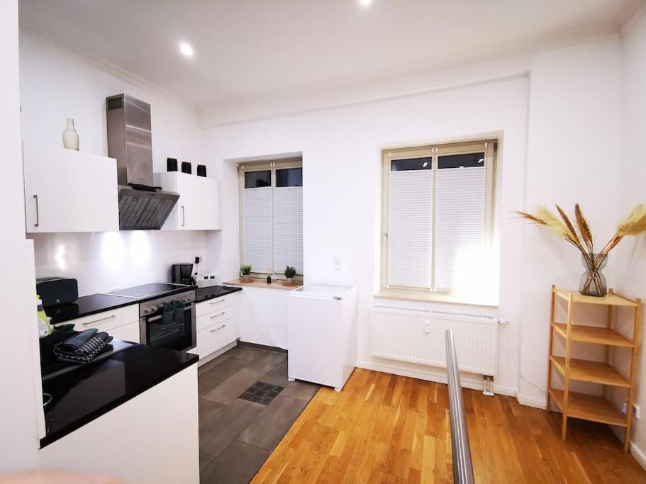 INVAL by ROCKCHAIR Apartments l SUPERHOST Status l 2 Bedrooms Boxspringbeds 2 Bathrooms in City Center 