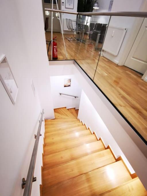 INVAL by ROCKCHAIR Apartments l SUPERHOST Status l 2 Bedrooms Boxspringbeds 2 Bathrooms in City Center 
