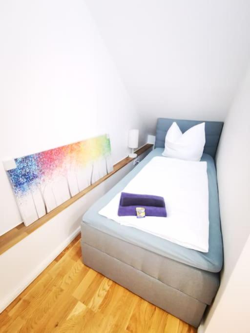 INVAL by ROCKCHAIR Apartments l SUPERHOST Status l 2 Bedrooms Boxspringbeds 2 Bathrooms in City Center 