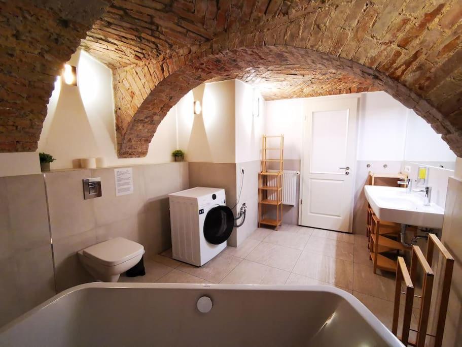 INVAL by ROCKCHAIR Apartments l SUPERHOST Status l 2 Bedrooms Boxspringbeds 2 Bathrooms in City Center 