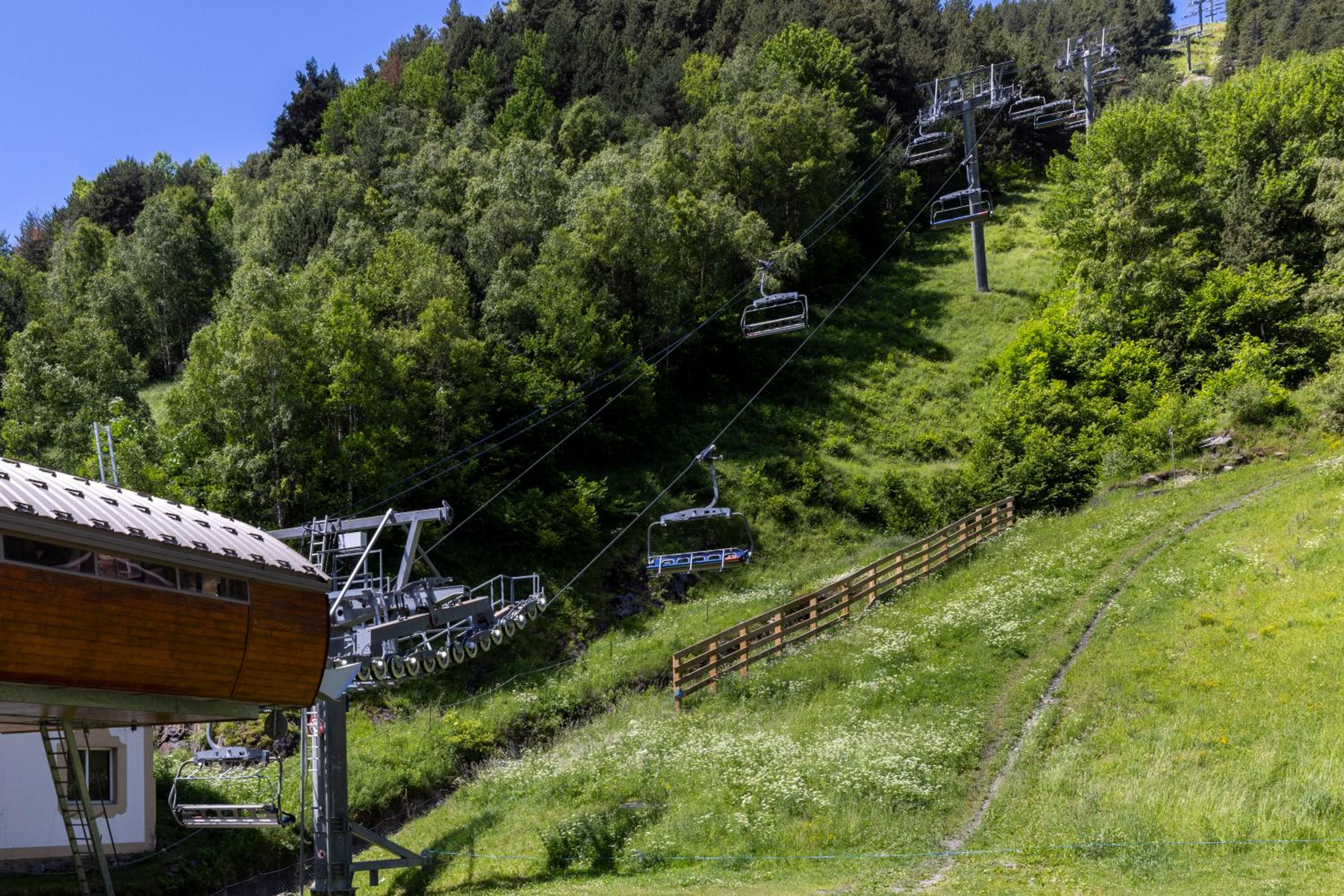 TOP Vistas Al Valle Arinsal - 6PAX - A Pie De Pistas & ESQUÍ - Free Parking l by BonesVacances