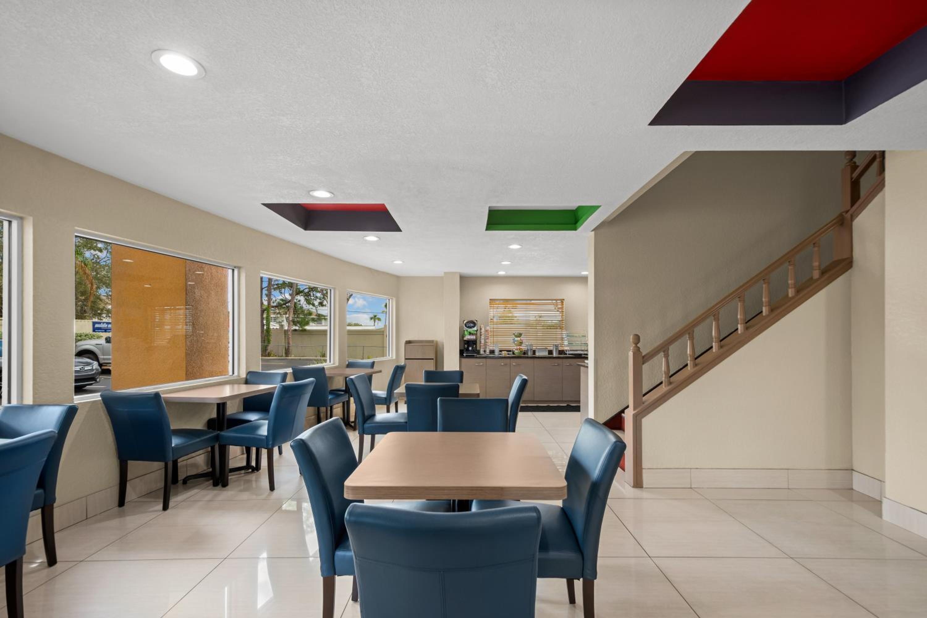 Quality Inn Sarasota I-75 - Property Image 27