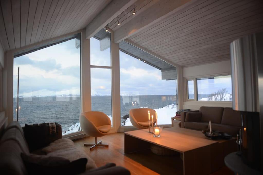 Lyngstuva Lodge - Aurora in Lyngen