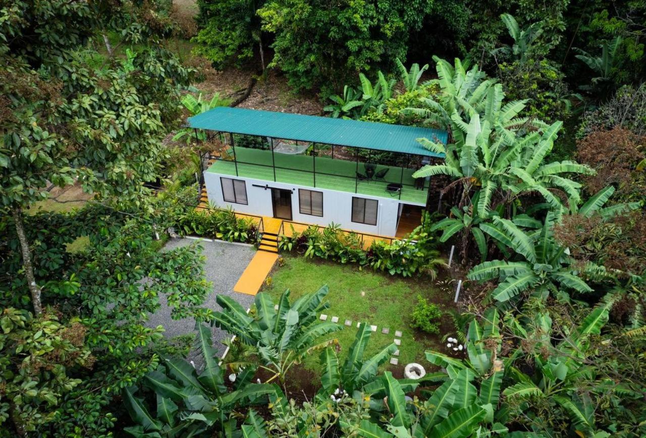 Natural Lodge Containers