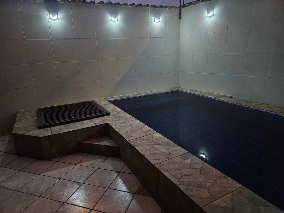 Sobrado Aviação piscina, churrasqueira, jacuzzi