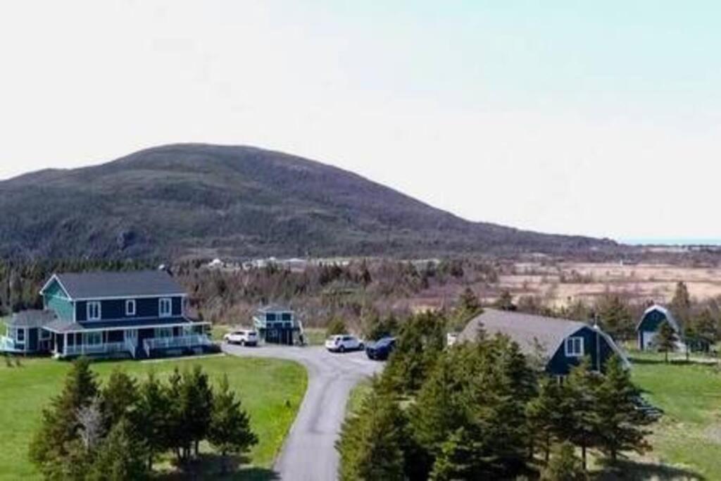 The Sullivan Suite 5 Bedroom home, on 5 acres in Gros Morne
