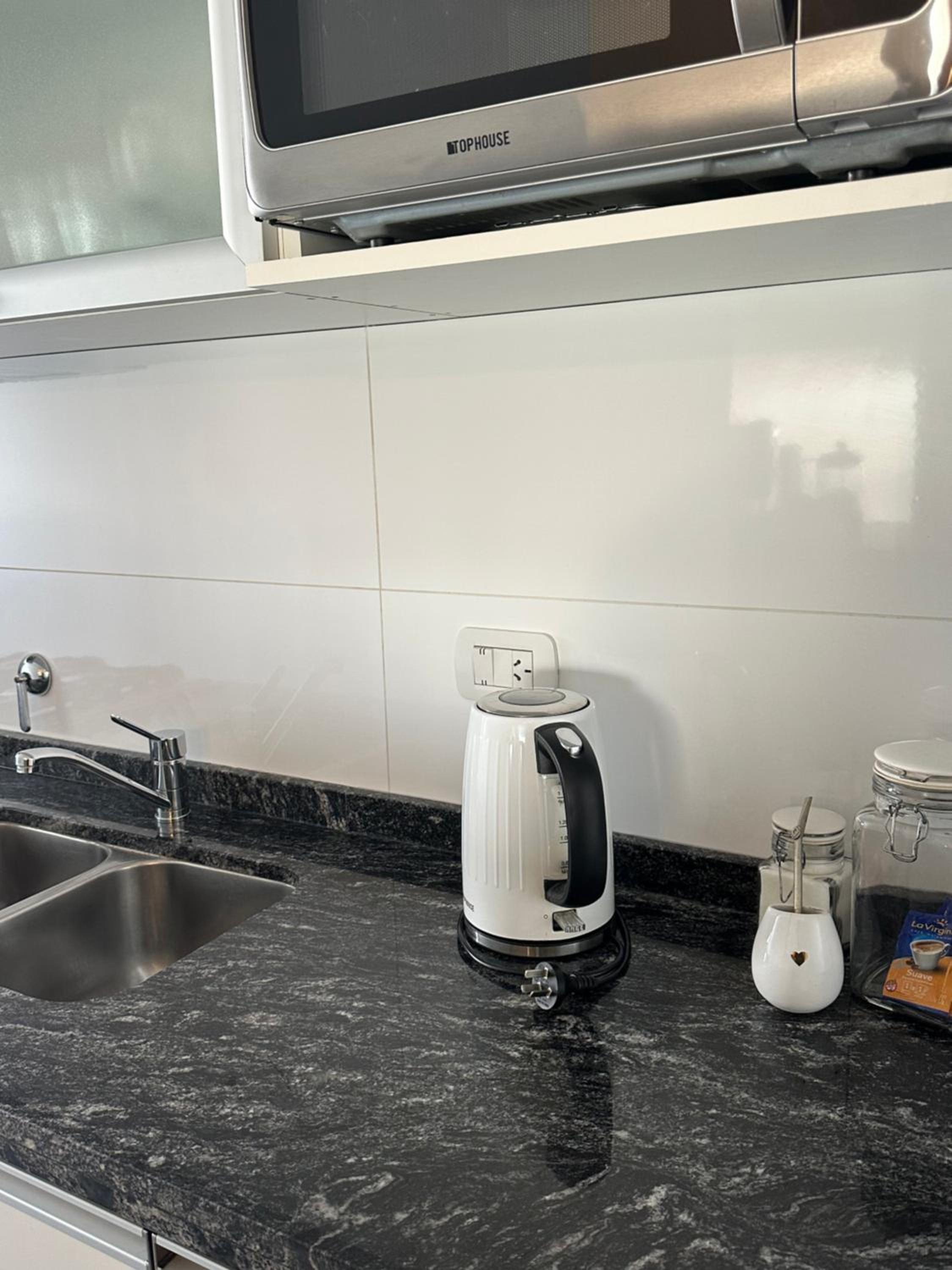 DEPARTAMENTO NUEVO CENTRICO 2 DORMITORIOS 2 Baños COCHERA GRATIS-PISCINA