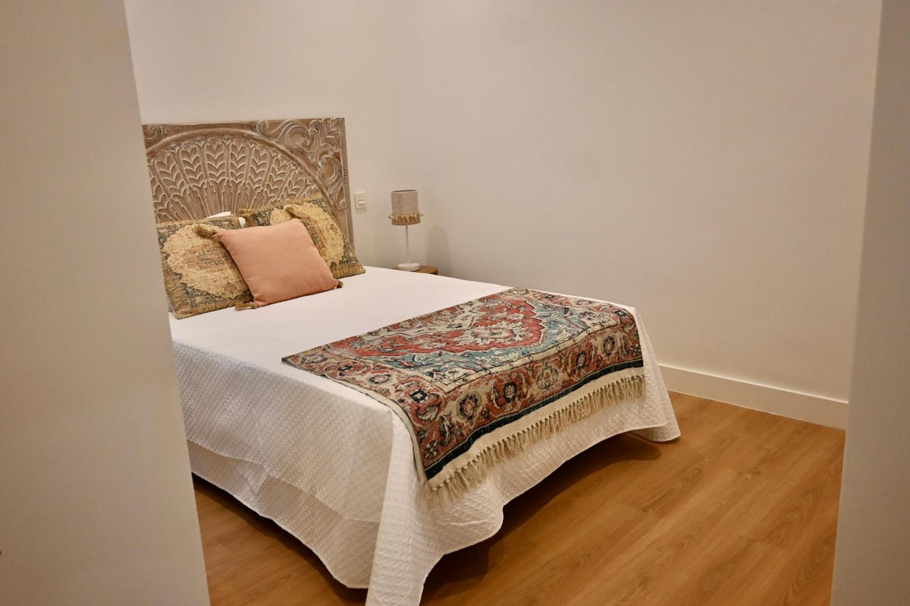For You Rentals Amplio y lujoso apartamento TEMPORAL en el Barrio de Salamanca GDP9 view 3