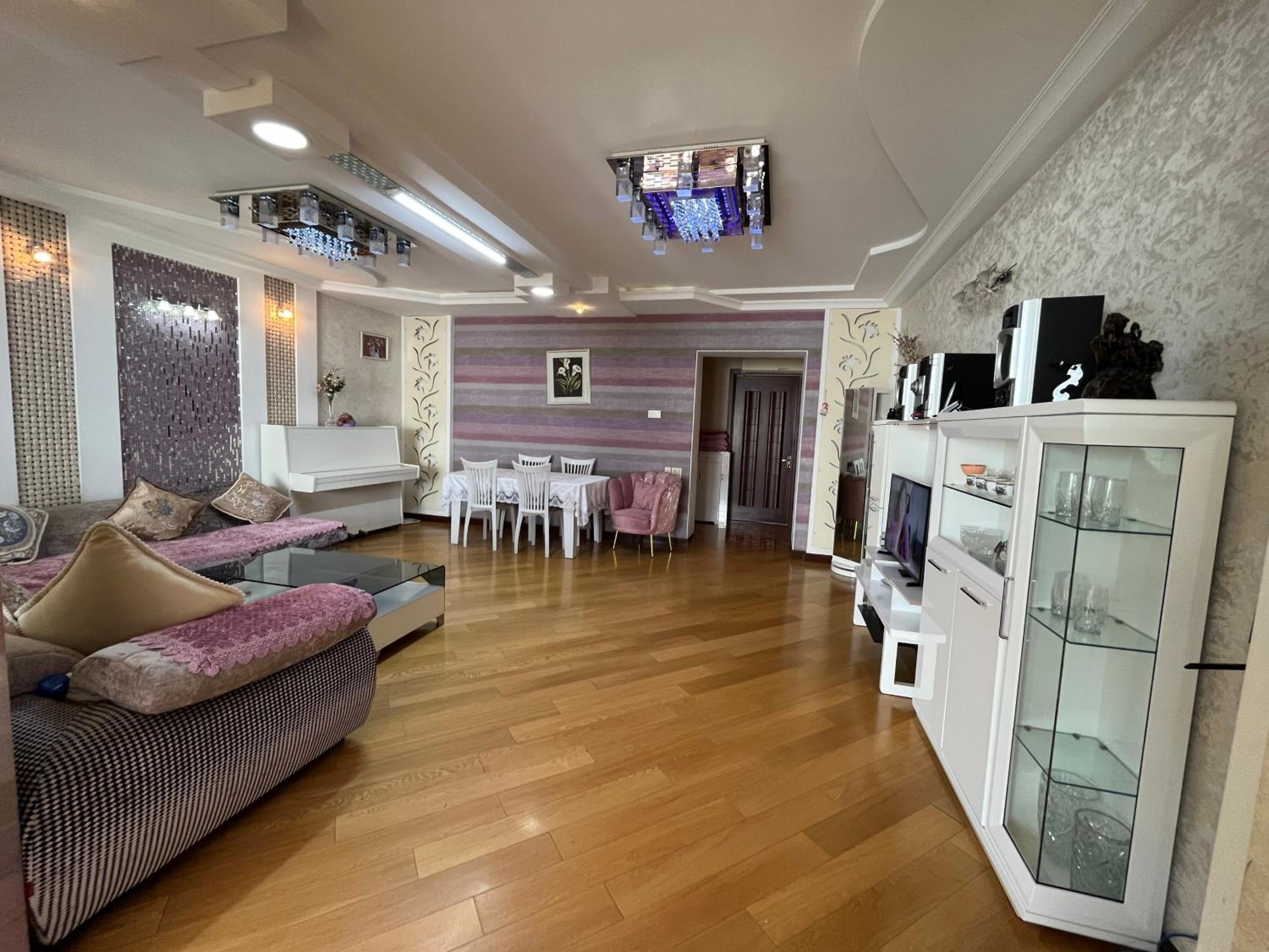 SAN Apartment