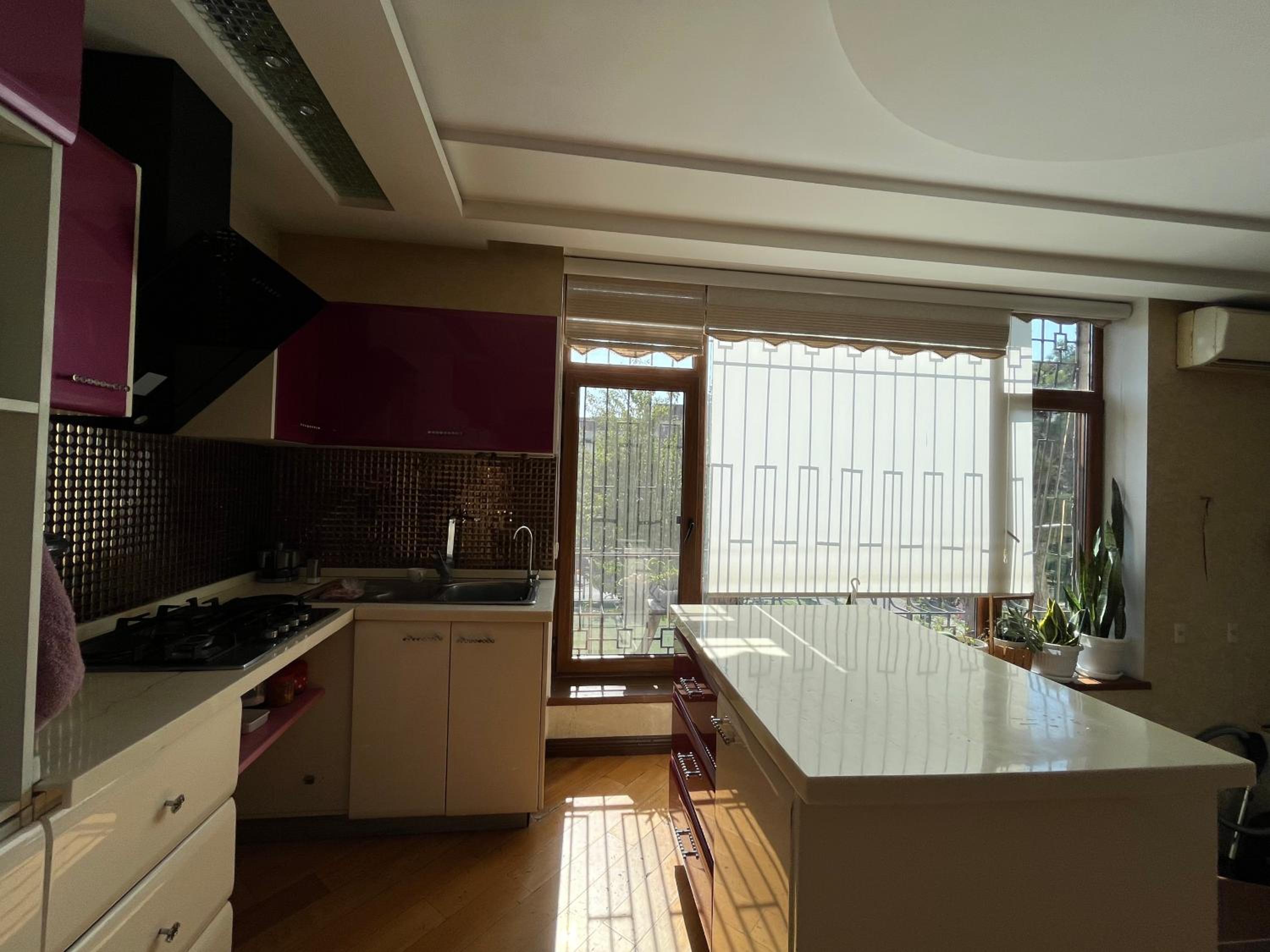 SAN Apartment