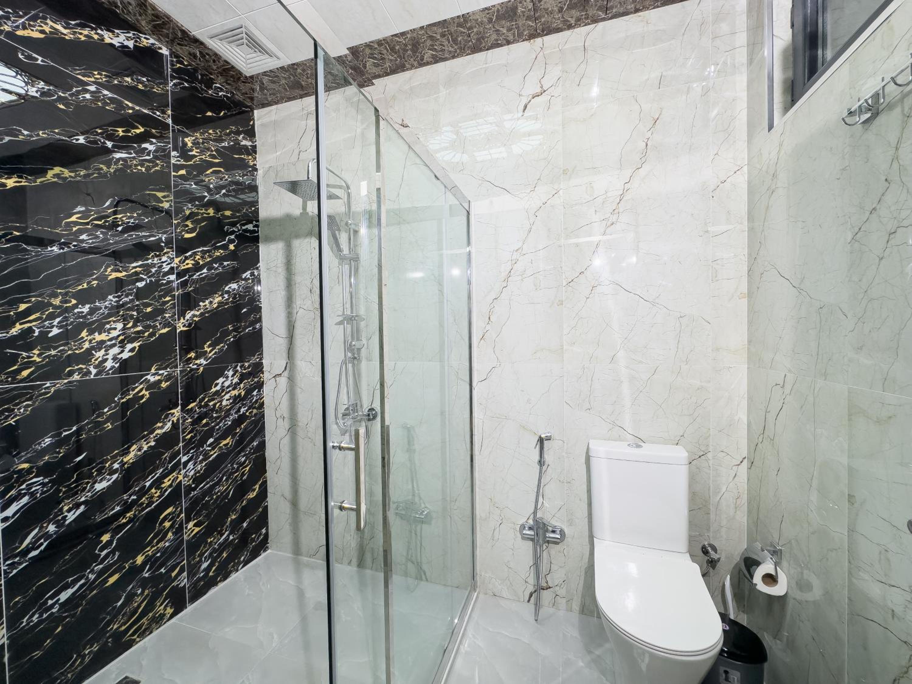 Indoor Warm Pool & Sauna Villa in Gabala