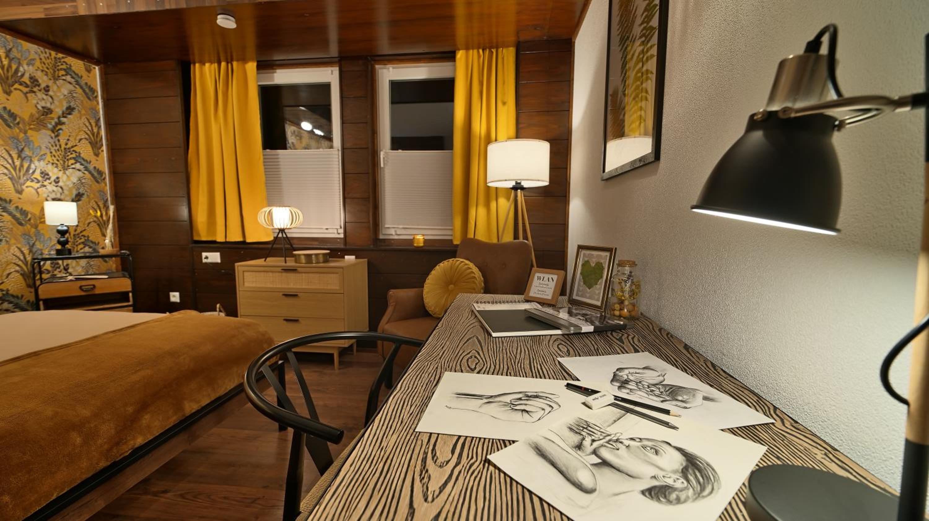 hotel room