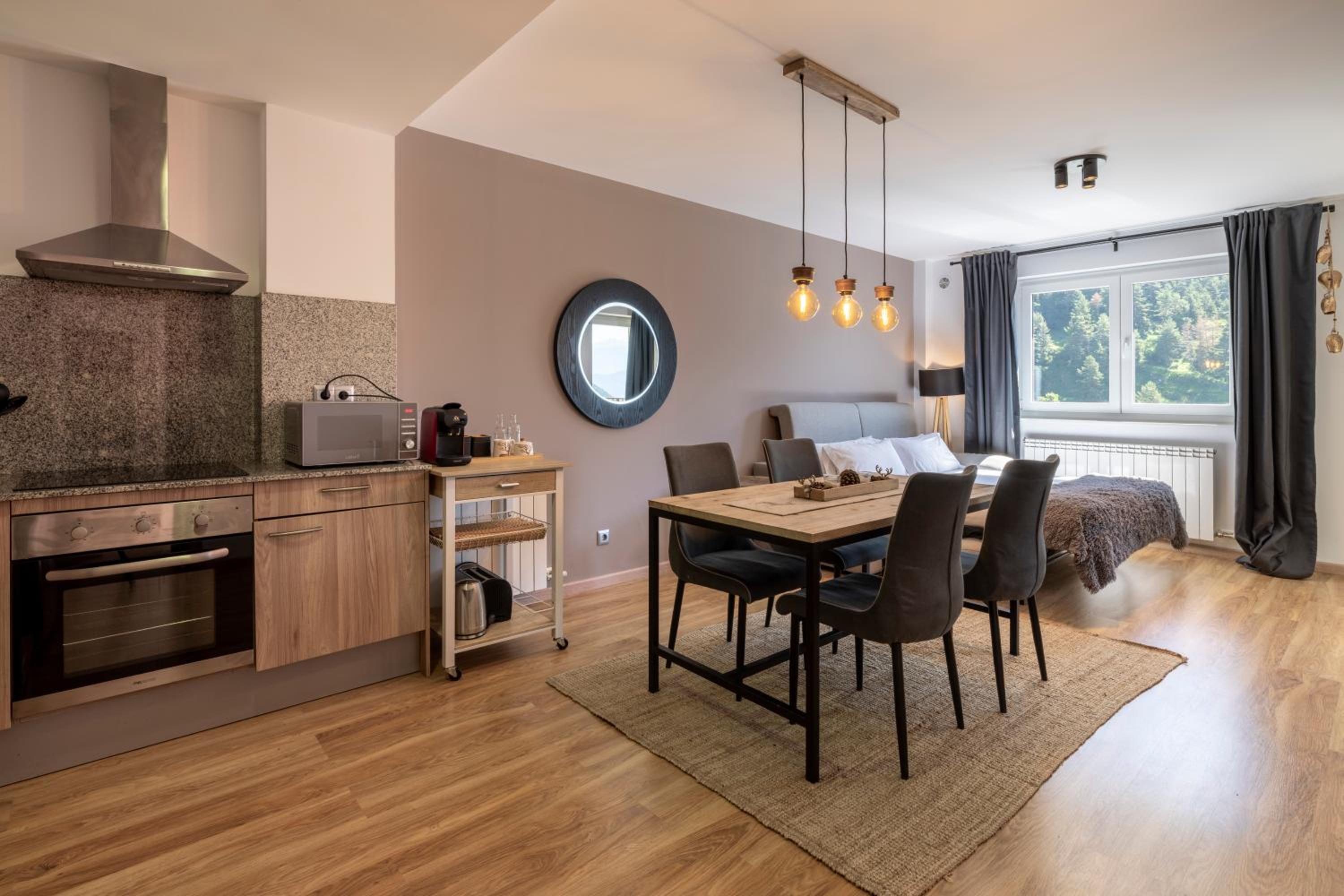 Iconic - A Pie De Pistas En 1 Minuto - Terraza con Vistas al Valle Arinsal - Parking Gratis l by BonesVacances