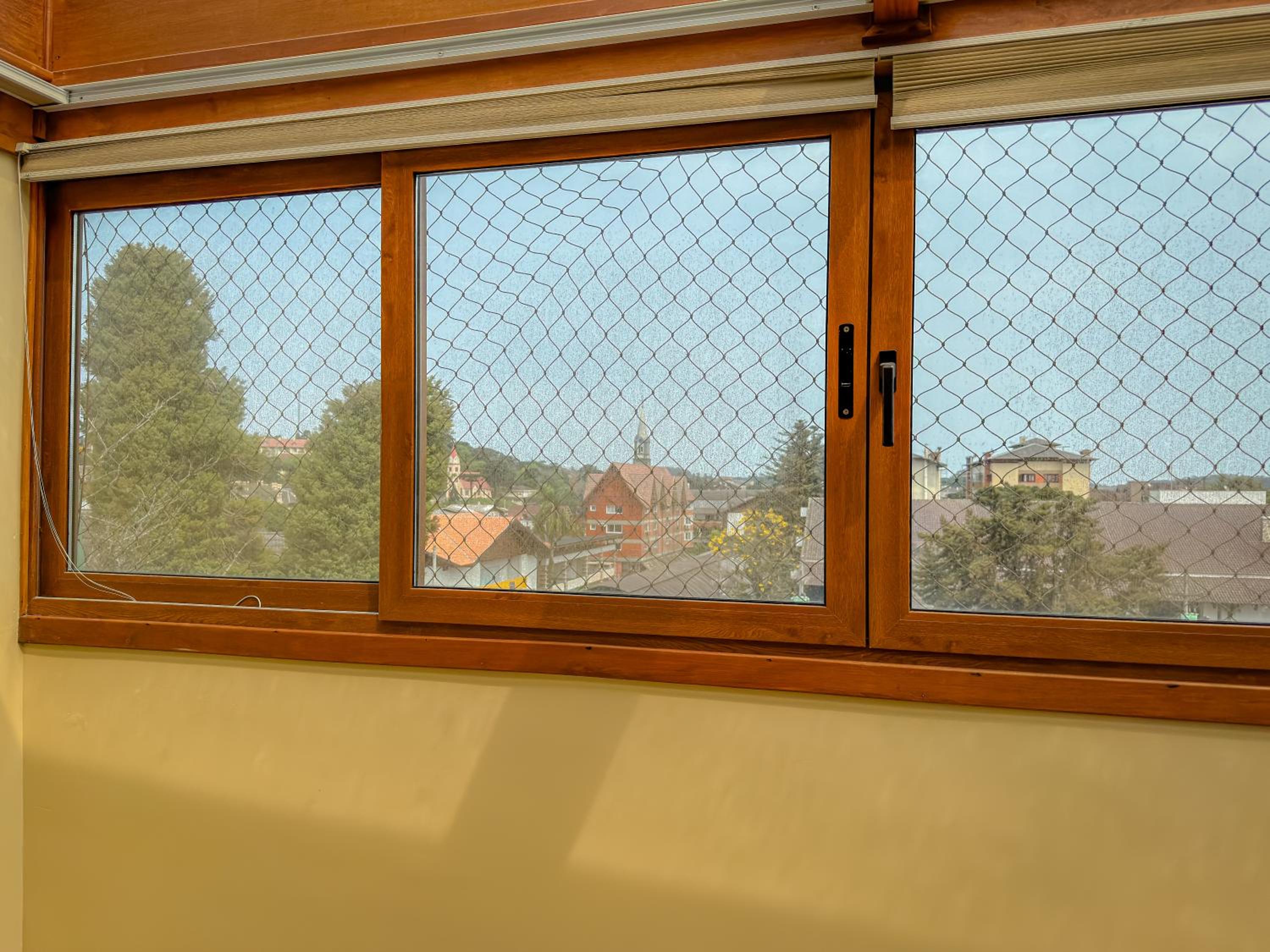 VV Suítes - Apto Rua Coberta