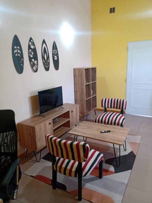 Departamento centrico con vista a la cordillera, Mi Casa Tu Casa A
