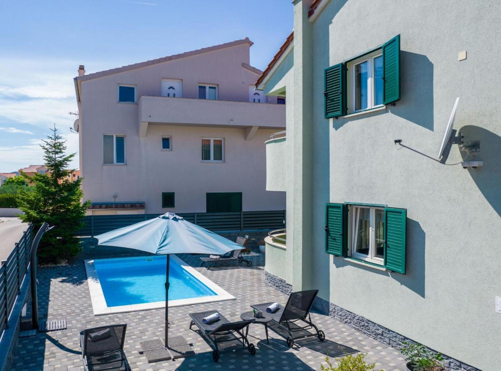 Villa S view 4