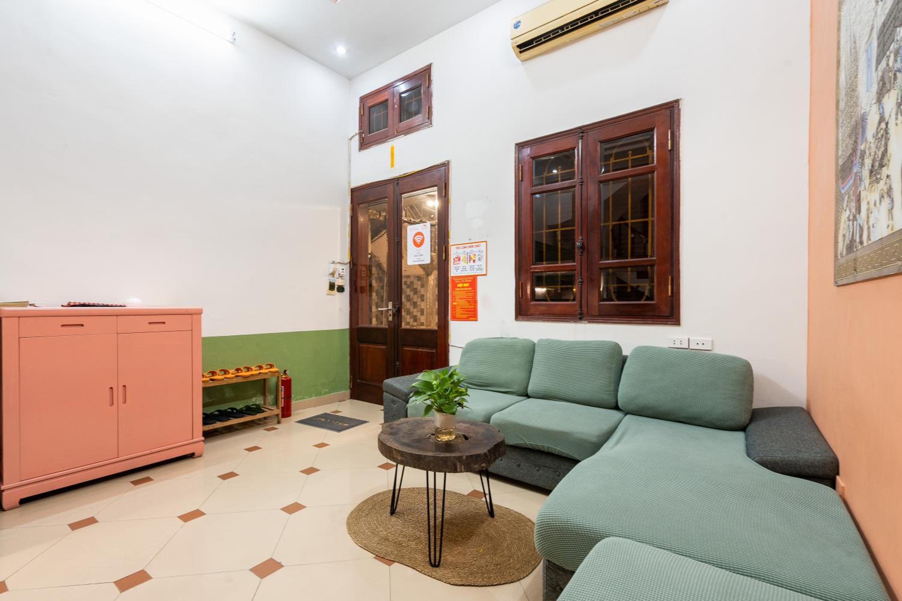 lounge