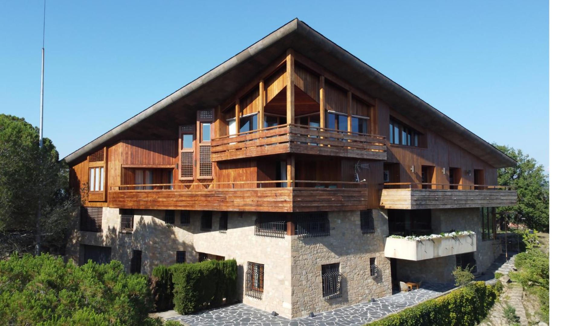 Chalet en la naturaleza cerca de Barcelona