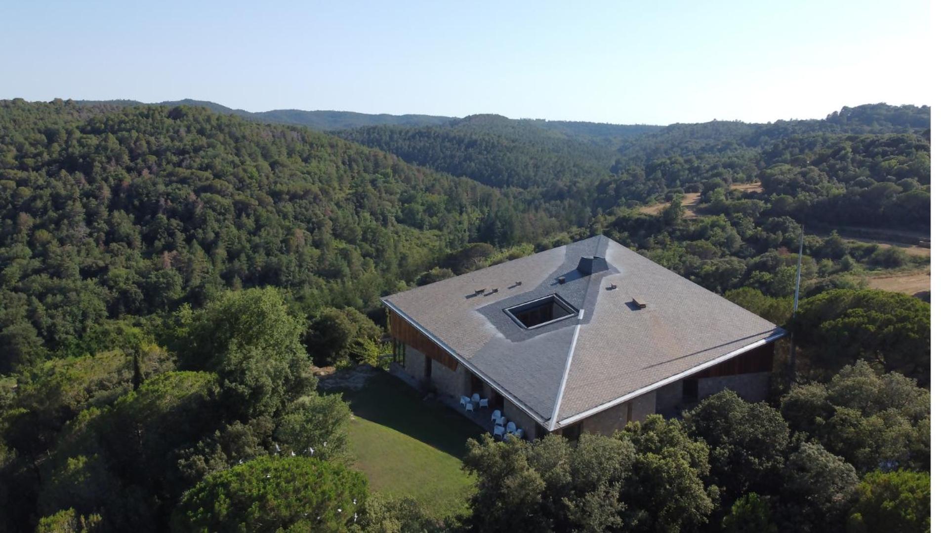 Chalet en la naturaleza cerca de Barcelona