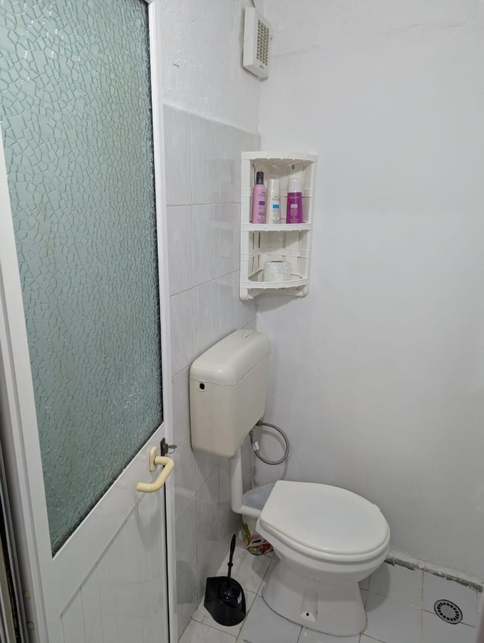 Zhizelle Xhamllik'Apartment