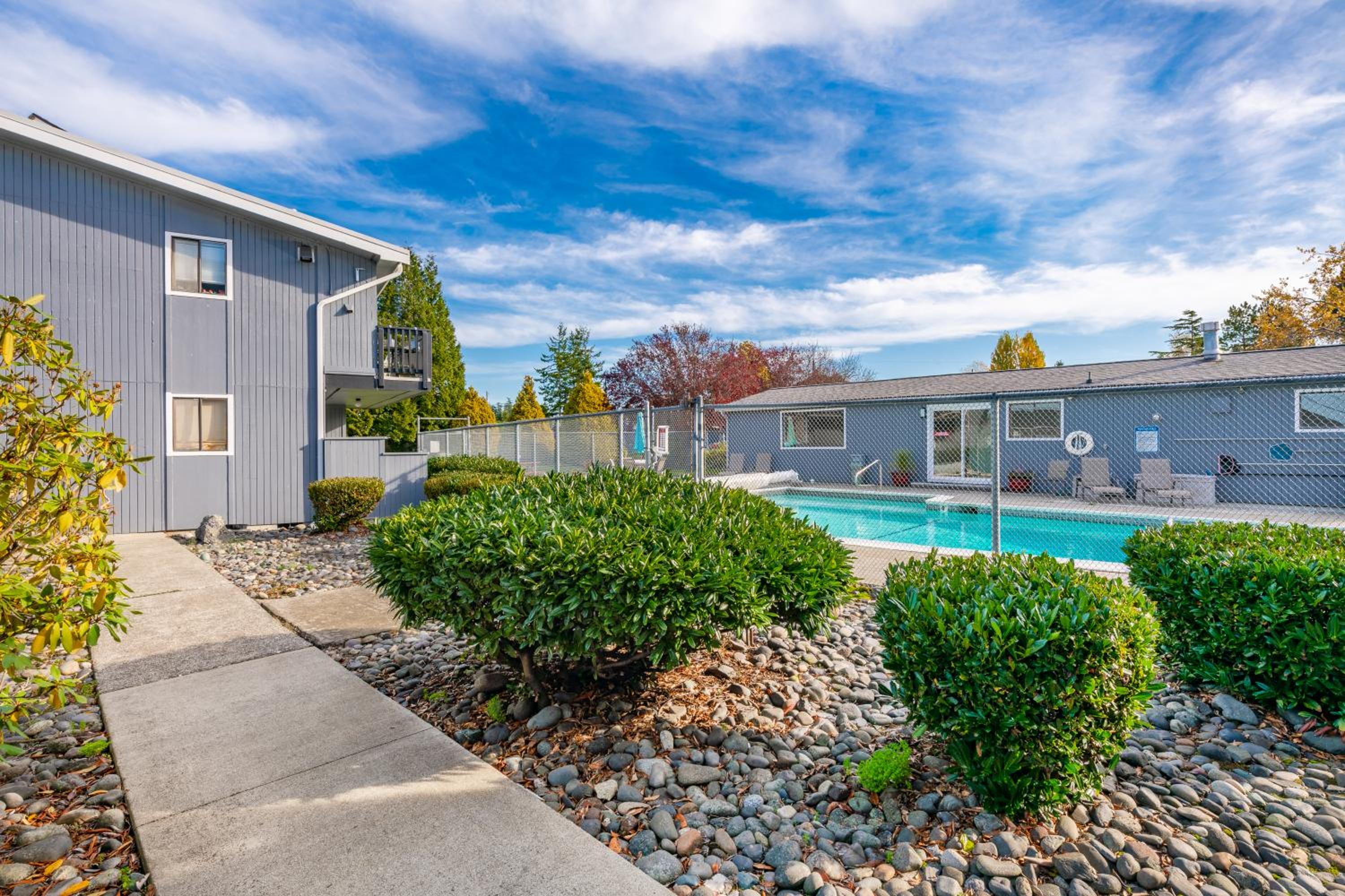 Modern Condo with Family-Friendly Hot Tub 102